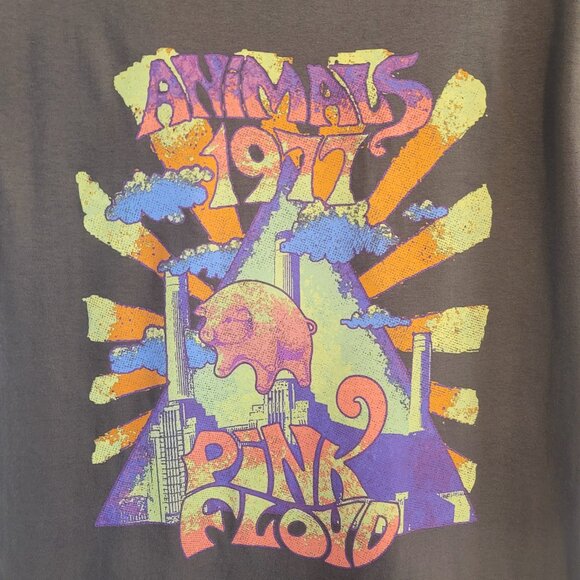 Pink Floyd 1977 Animals Short Sleeved Multi-Colored T-Shirt NWOT - M - Picture 3 of 8